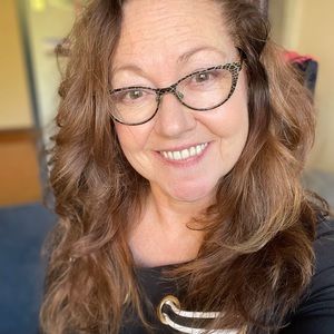 Meet your Posher, Annye